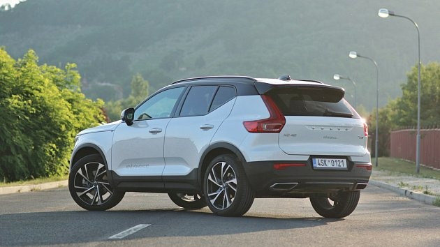 Volvo XC 40 - pohled zvenčí