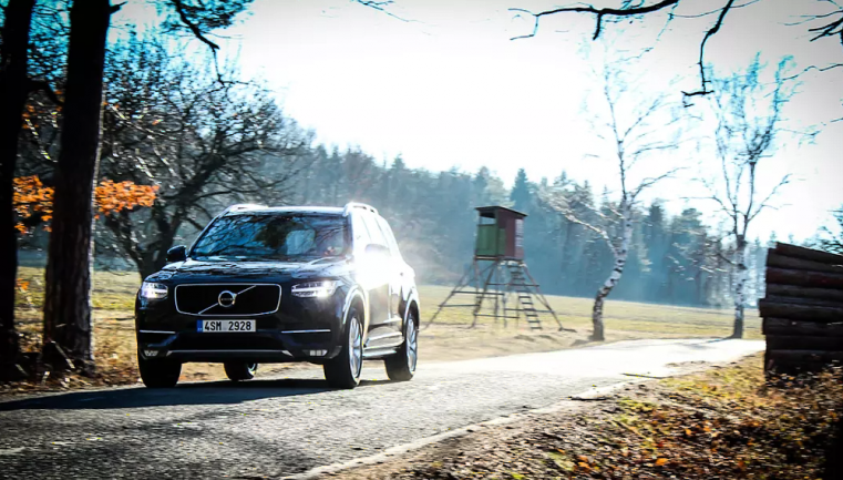 Volvo XC90 - Volvo Liberec - Volvo XC 90 skladem