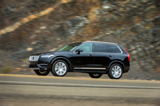 Volvo XC90 - Volvo Liberec - Volvo XC 90 skladem - ocenění vozu - Volvo v kopci