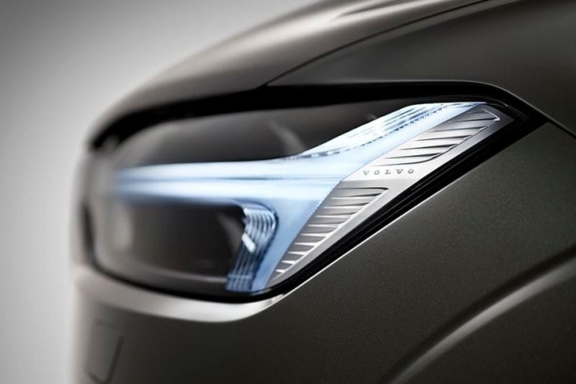 Volvo XC60 - LED světlomety