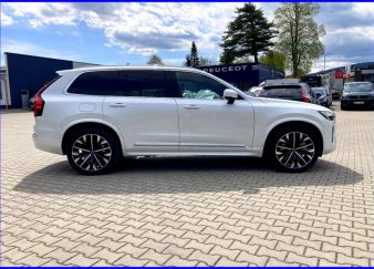 XC90