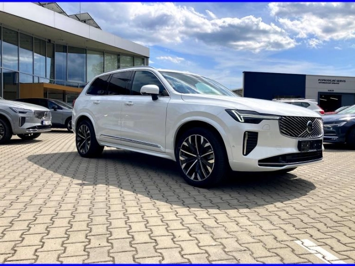 XC90
