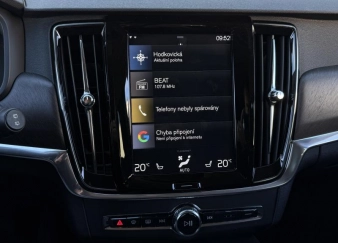 V90
