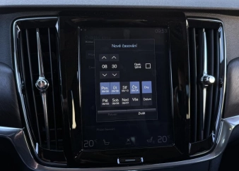 V90