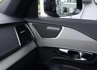 XC90