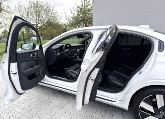 S60