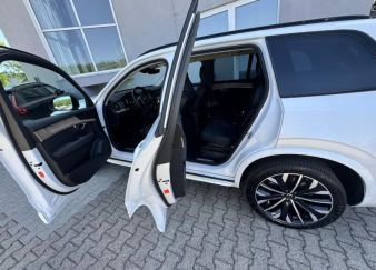 XC90