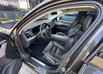 XC90