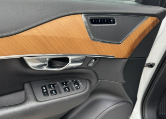 XC90