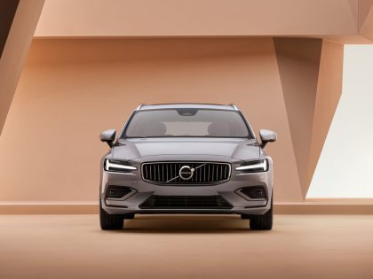 Operativní leasing VOLVO V60
